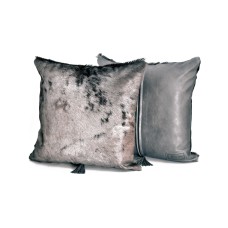 Wildebeest Hide Medium Pillow (16" x 16")